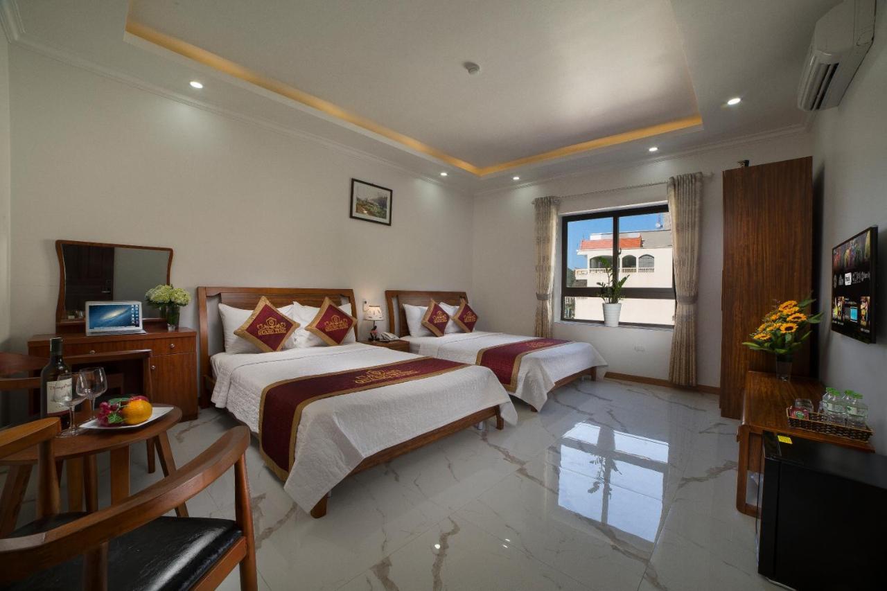 Quang Tung Hotel Dong Khe Sau Екстериор снимка